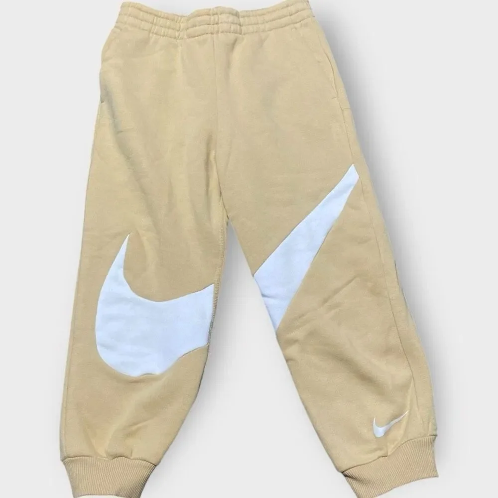 Nike Kids Swoosh Essential  Sesame Joggers Boys size 6 New with Tags